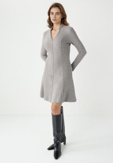 Вязаное платье