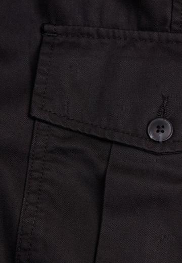 Брюки с накладными карманами