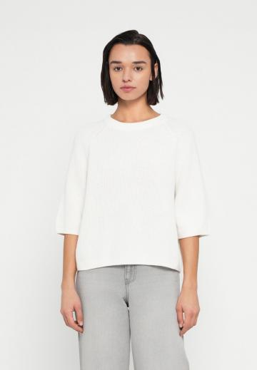 Пуловер с рукавом три четверти