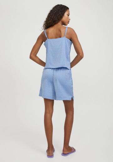 Топ на бретельках