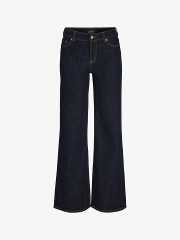 Клешеные джинсы