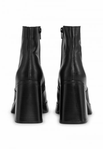 Полусапожки на платформе