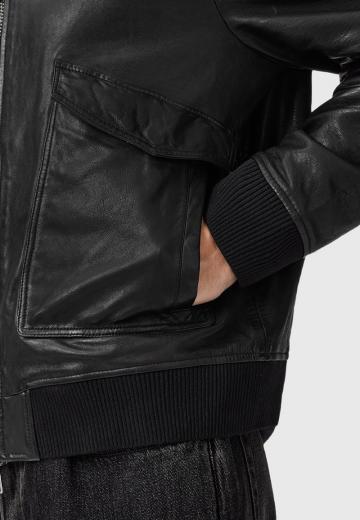 Кожаная куртка