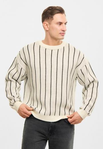 Пуловер в полоску