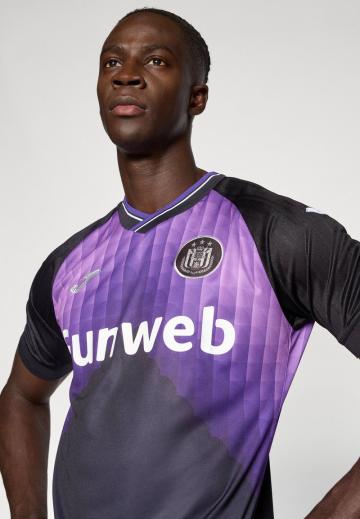 Спортивная форма