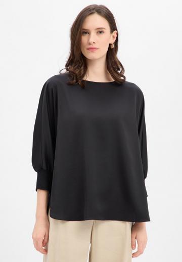 Атласная блузка