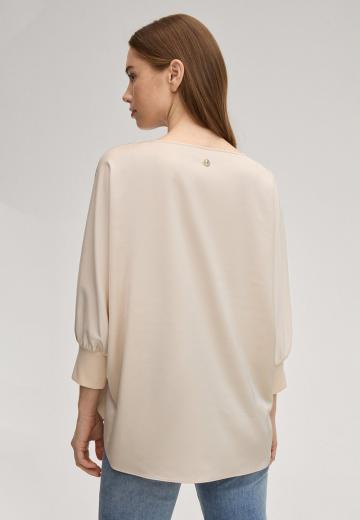 Атласная блузка