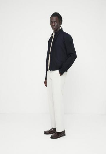 Куртка бомбер