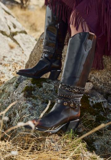 Ковбойские сапоги