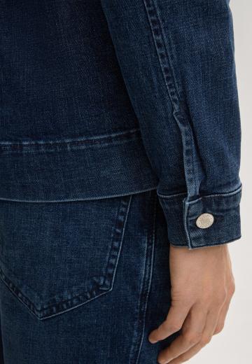 Джинсовая куртка