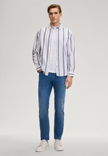 Узкие джинсы