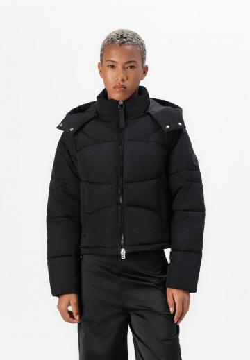 Зимняя куртка