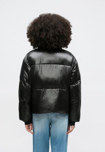 Зимняя куртка