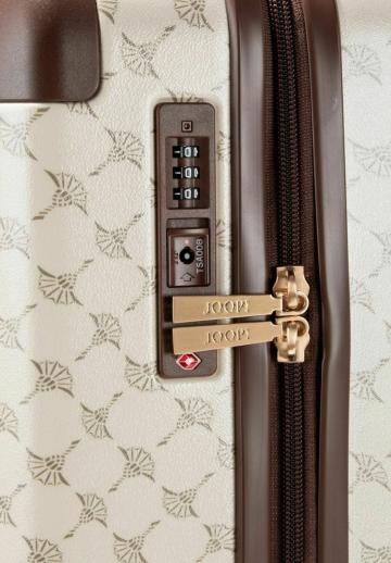 Чемодан на колесах