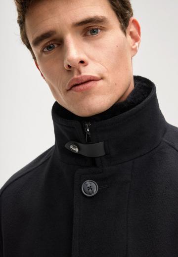 Короткое пальто