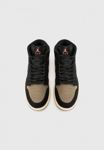 Высокие кеды