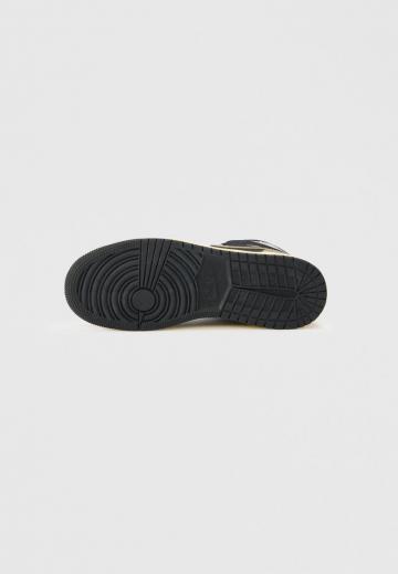 Высокие кеды