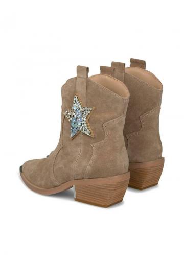 Ковбойские сапоги