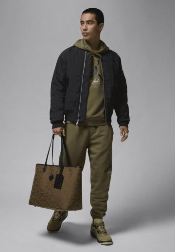 Спортивные штаны