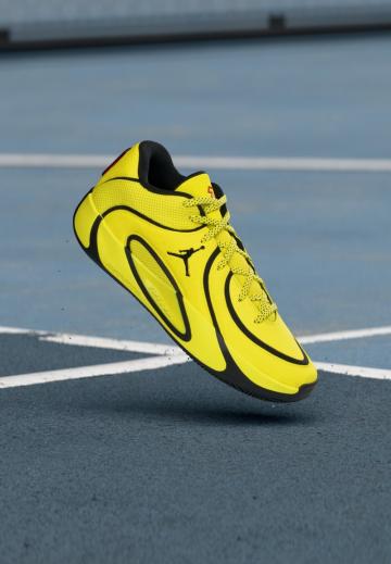 Баскетбольные кроссовки