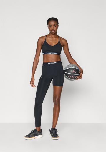 Спортивный бюстгальтер