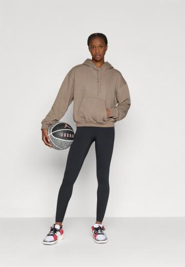 Спортивная толстовка