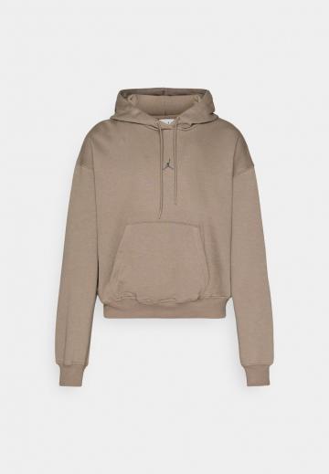 Спортивная толстовка