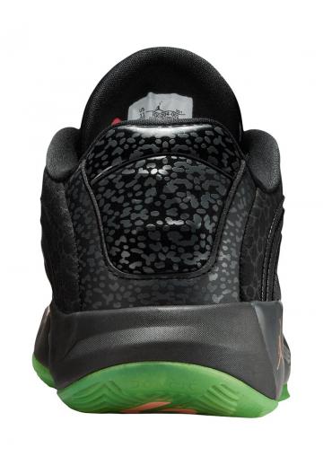 Баскетбольные кроссовки