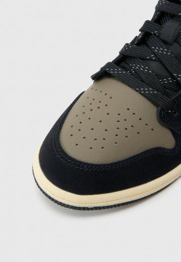 Высокие кеды