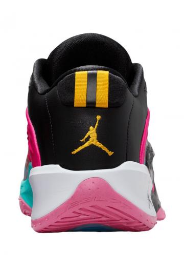 Баскетбольные кроссовки