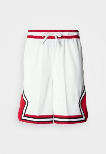 Спортивныве шорты