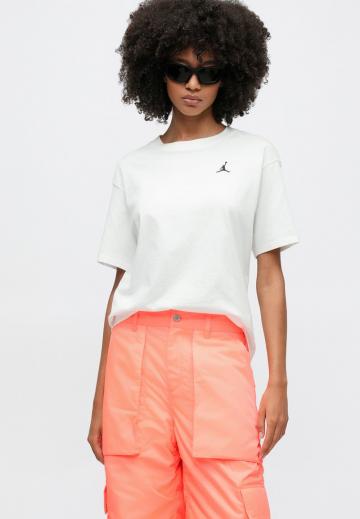 Брюки с накладными карманами