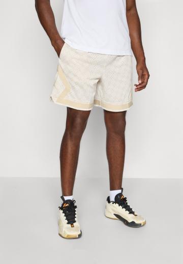 Спортивныве шорты