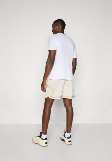 Спортивныве шорты