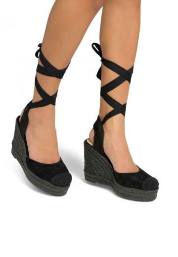 Туфли на шнуровке