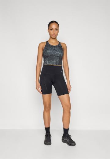 Спортивный топ