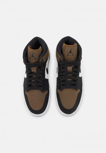 Высокие кеды