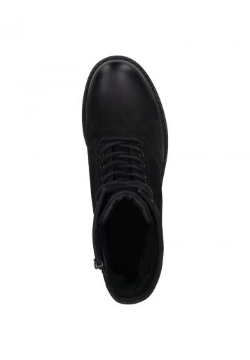 Ботинки на шнуровке