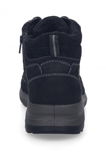 Зимние ботинки