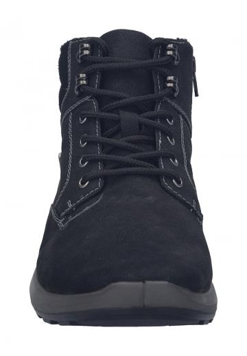 Зимние ботинки