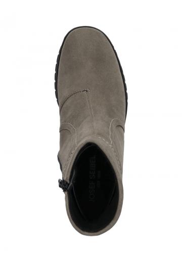 Сапожки на танкетке