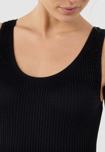 Слитный купальник