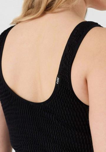 Слитный купальник