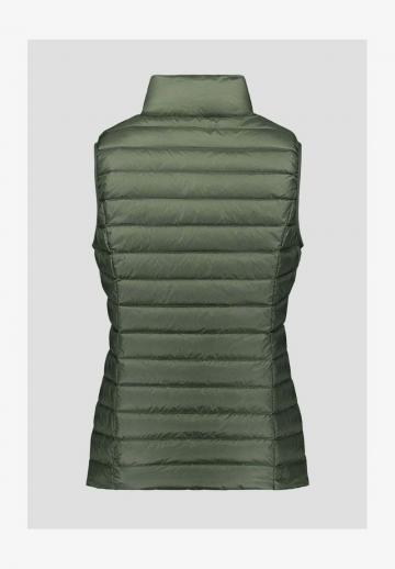 Стеганый жилет