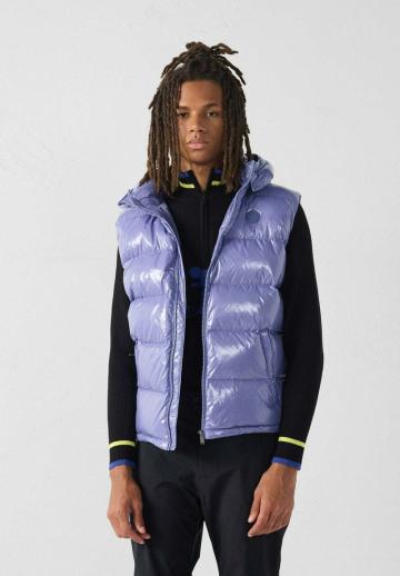 Пуховой жилет