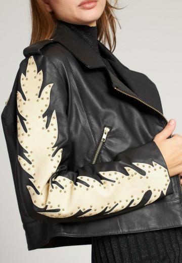 Короткая куртка