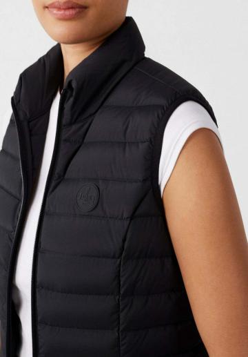 Пуховой жилет