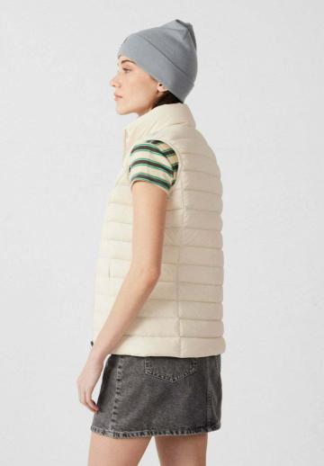 Пуховой жилет