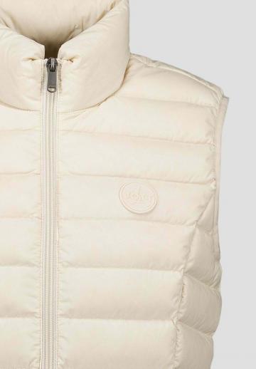 Пуховой жилет