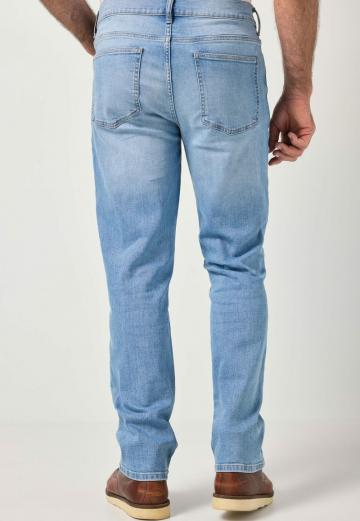 Узкие джинсы